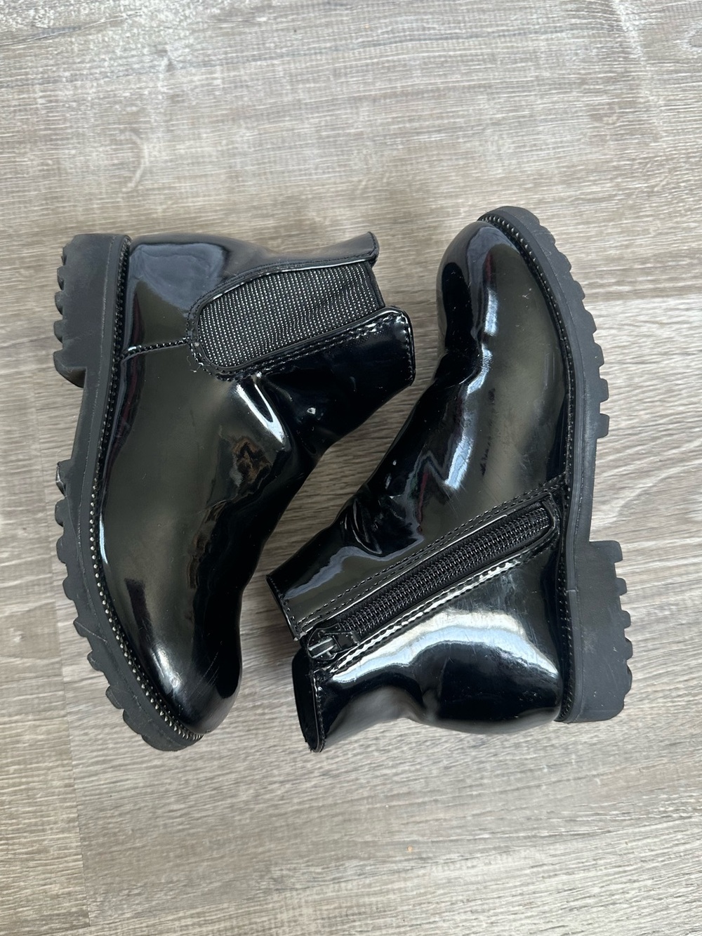 Mix No. 6 Kids Black Patent Chelsea Boots with Side Zipper